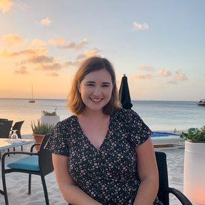 Meet your Posher, Caroline